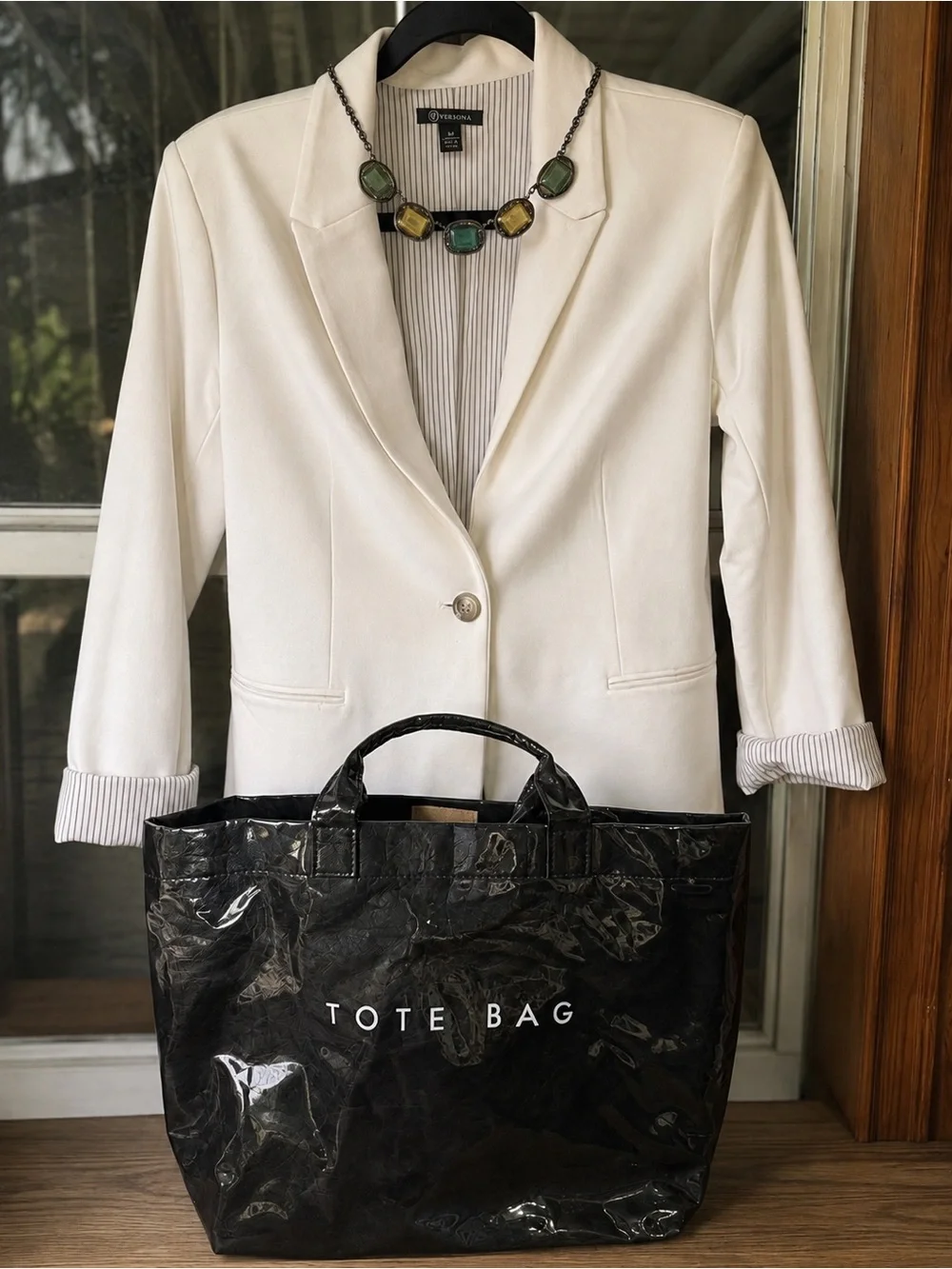 Women’s Blazer, Tote Bag & Necklace Bundle – Size Medium
